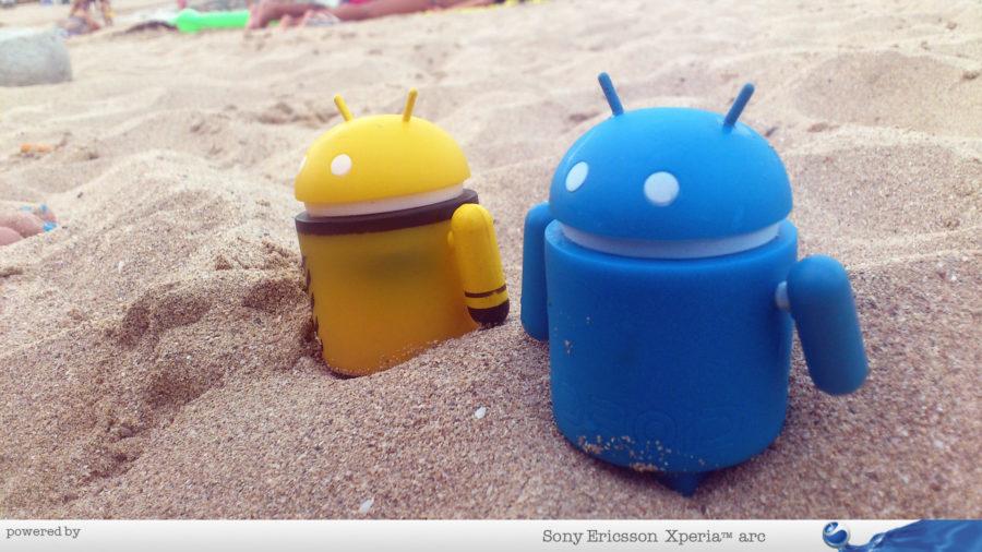 Androidi kuliraju u pesku