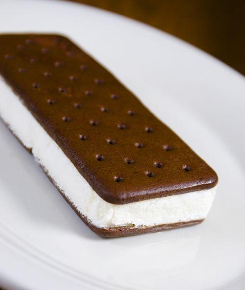 ice cream sandwich