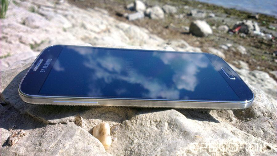 Samsung Galaxy S4 in nature 007