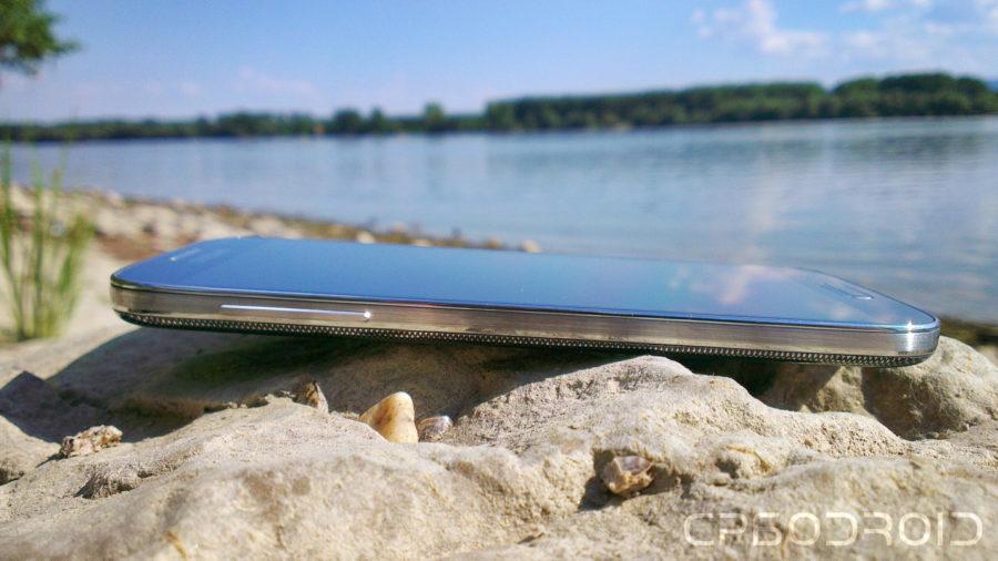 Samsung Galaxy S4 in nature 009
