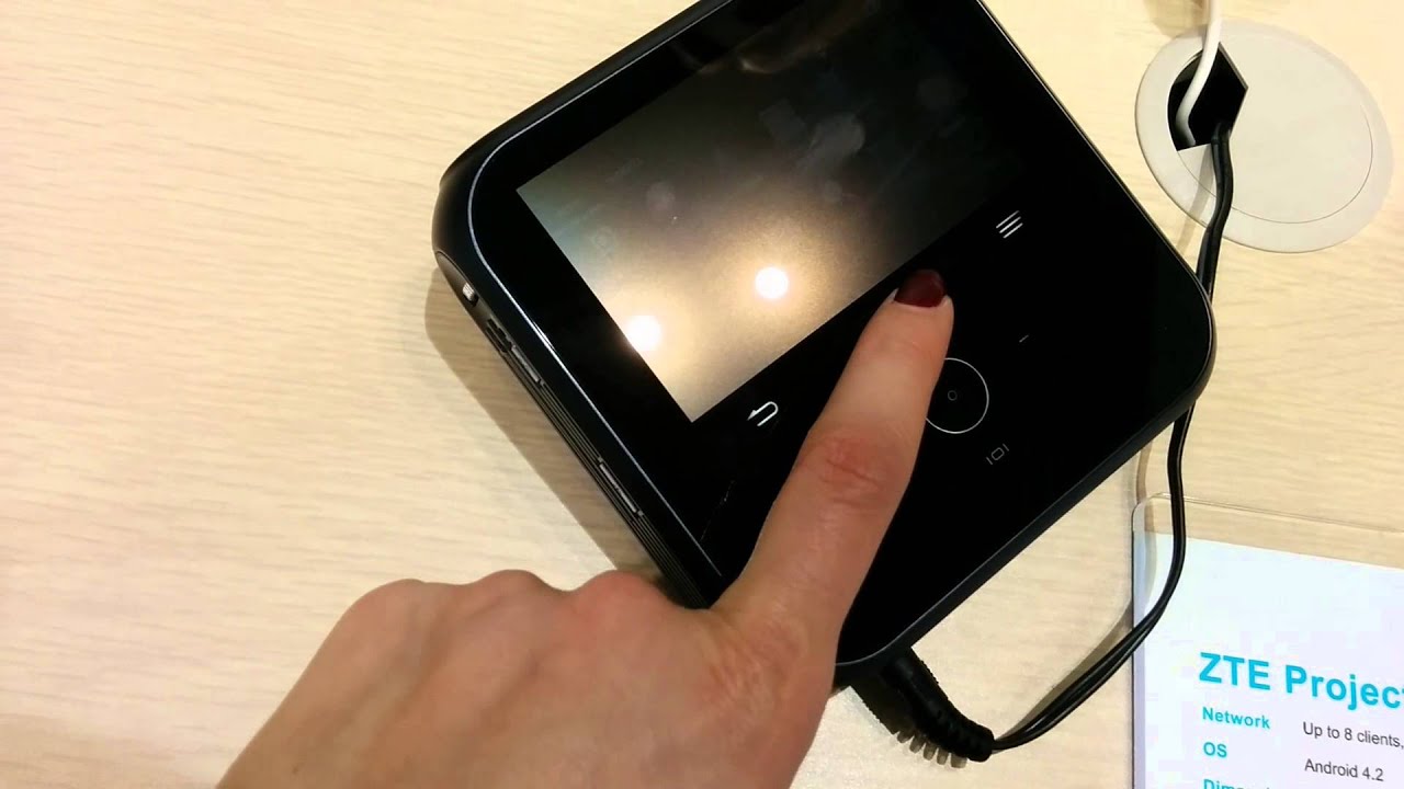 YouTube: ZTE Projector Hotspot hands-on video
